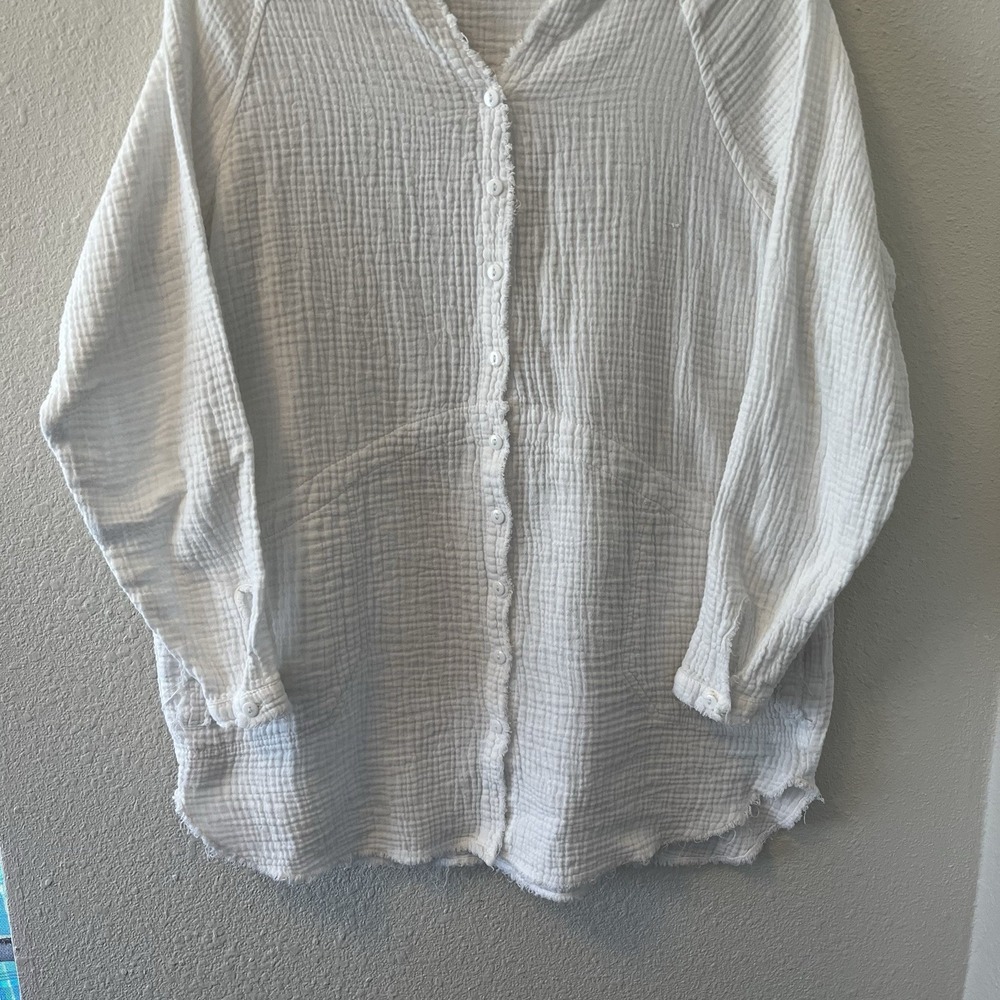 Lucca Women's Top Size XS White Gauzy Cotton Tunic Button Boho Beachy Cottage - Picture 5 of 15